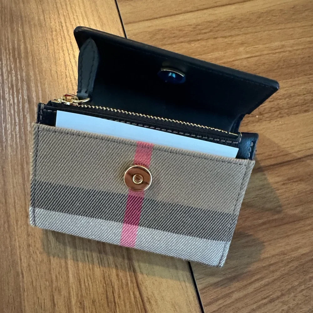 Burberry Check Bi-fold Wallet - Picture 3 of 7